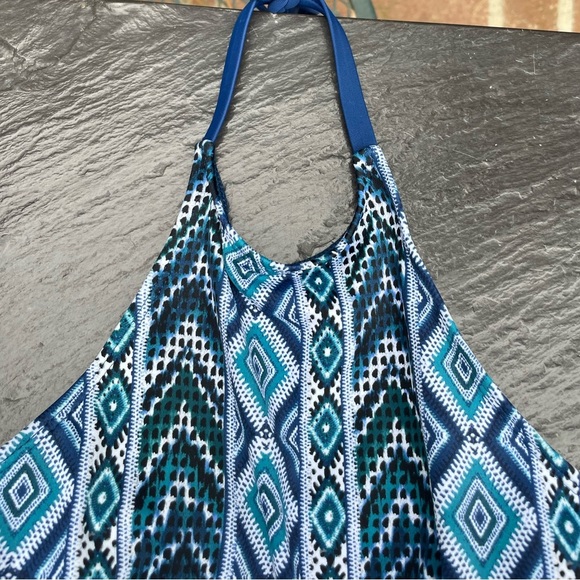 Beautiful Aztec print halter top one piece - Picture 4 of 6